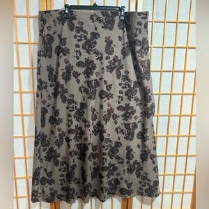 NWT 3xl Floral Midi Skirt in Black and brown florals